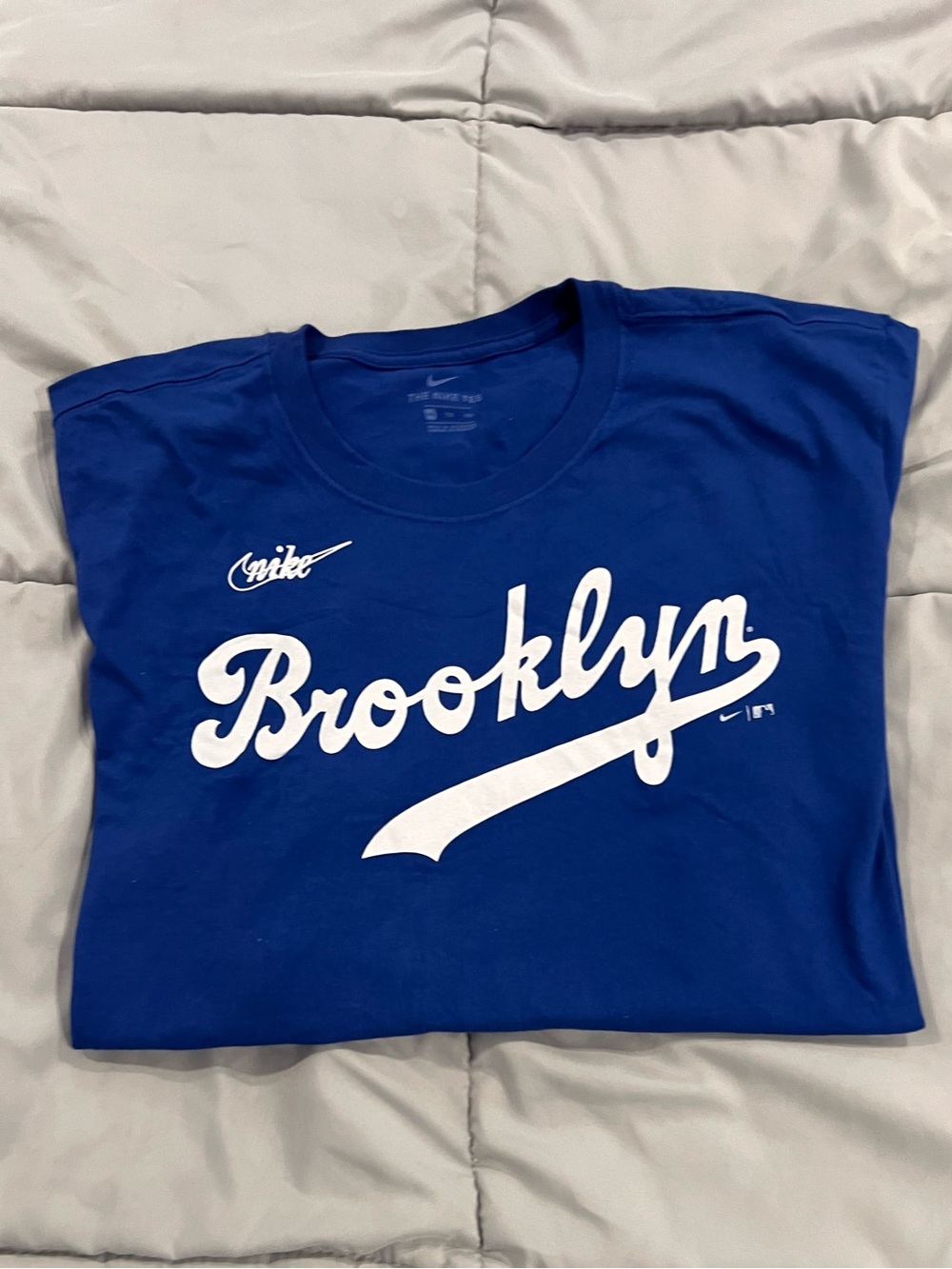 Nike Men's XXL Royal Blue Brooklyn Script Short Sleeve Tee